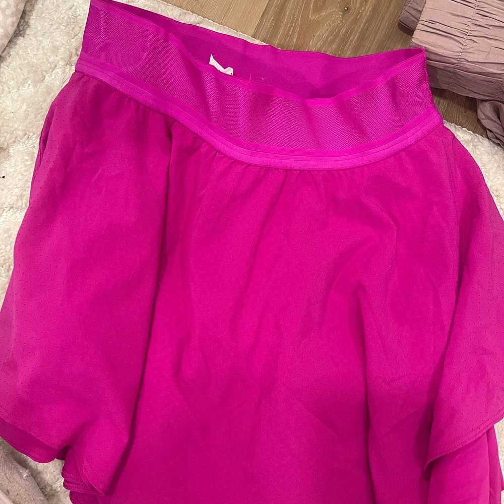 Lululemon Athletica Fuchsia Skirt